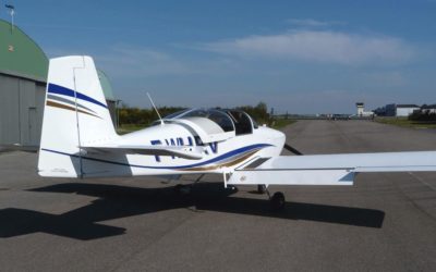 Encore un, dans le ciel de bretagne..le RV9 de Philippe